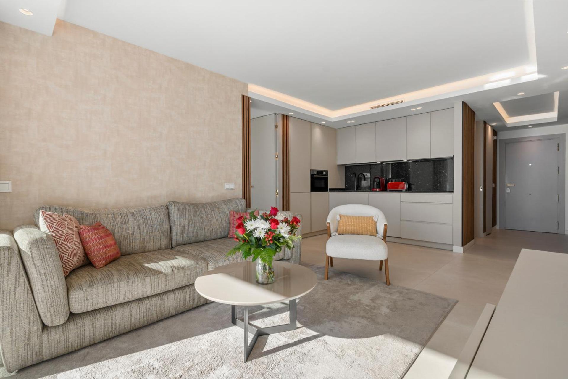 Beach Front Apartment With Pool Marbella Ngoại thất bức ảnh