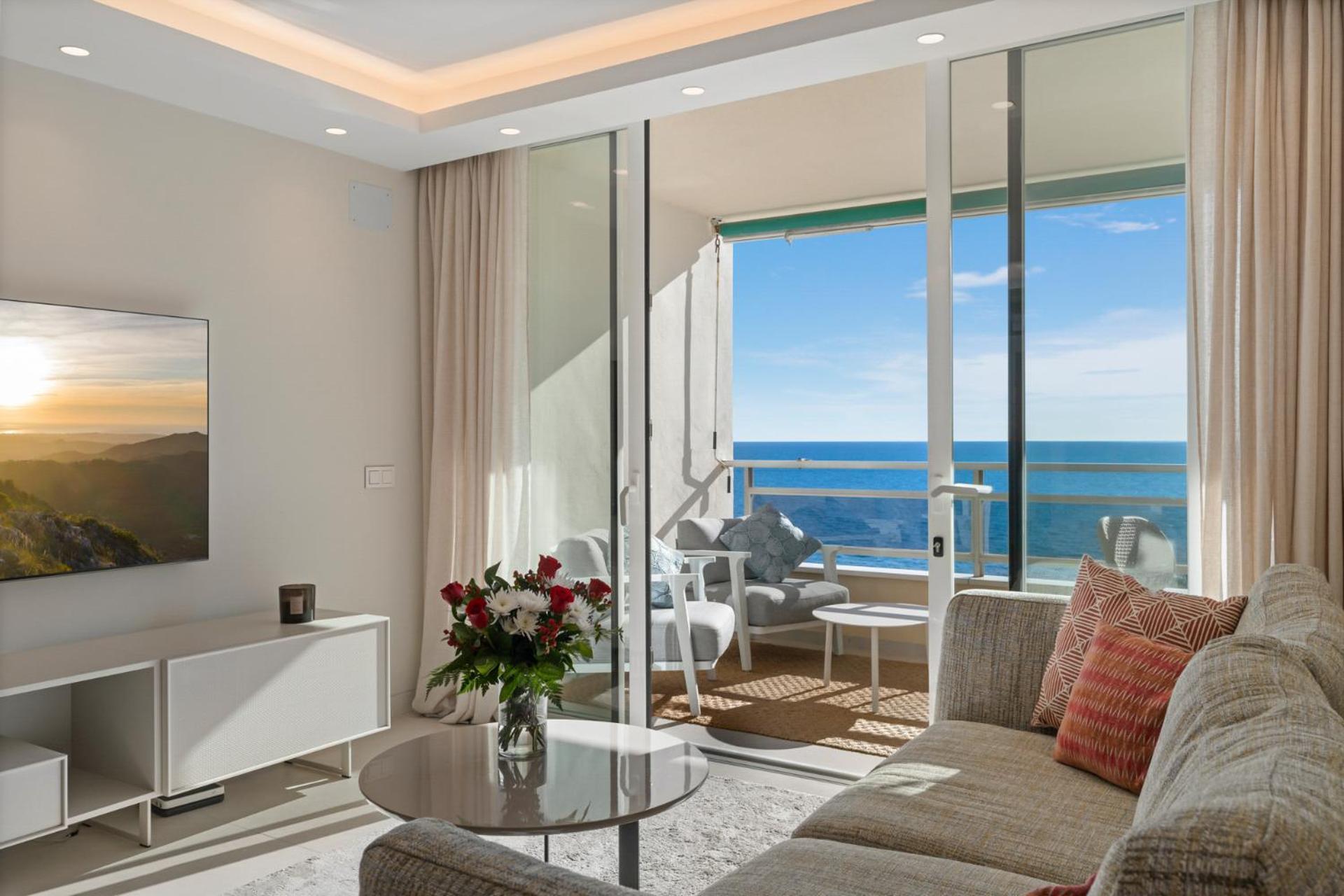 Beach Front Apartment With Pool Marbella Ngoại thất bức ảnh