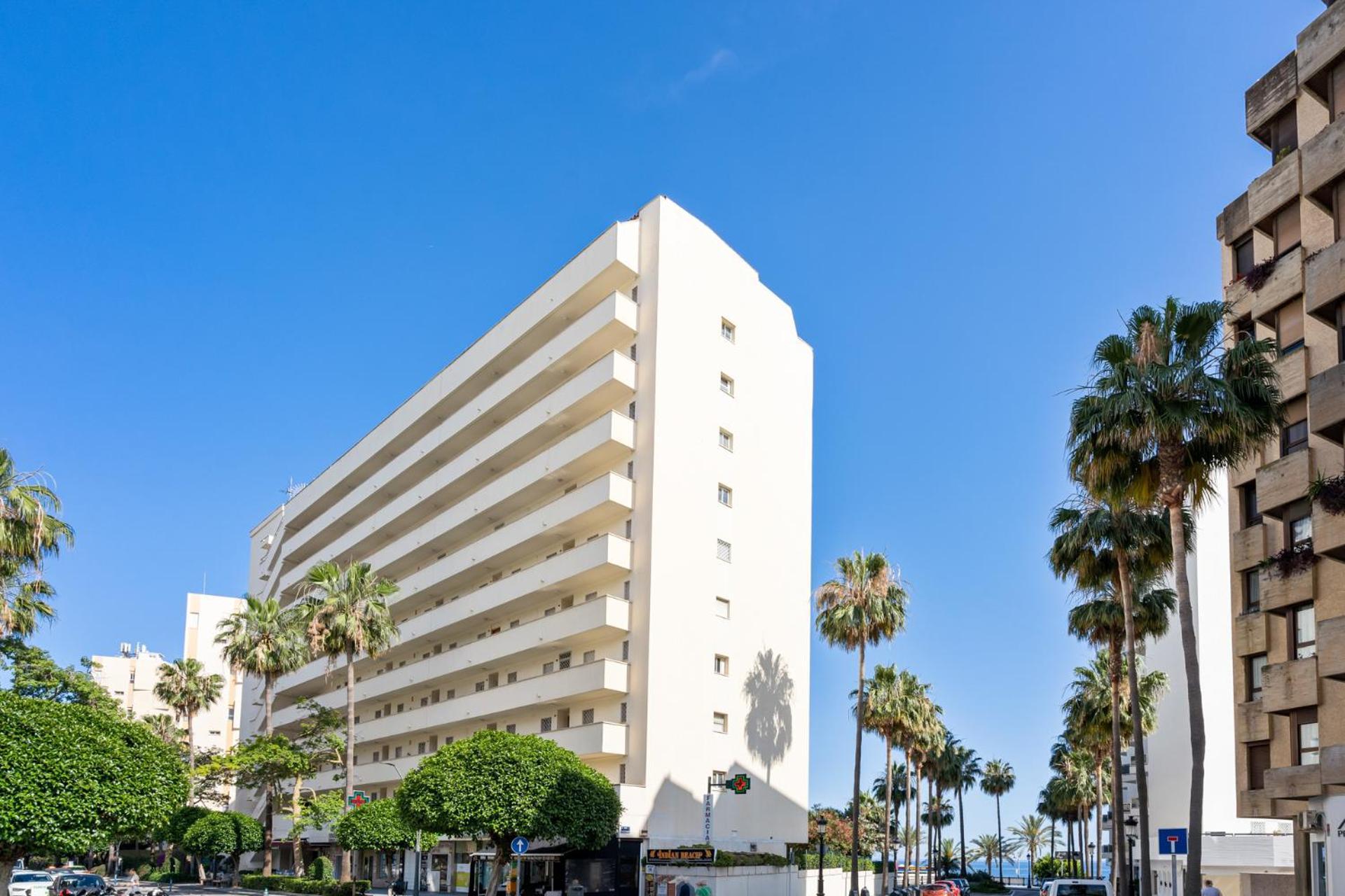 Beach Front Apartment With Pool Marbella Ngoại thất bức ảnh